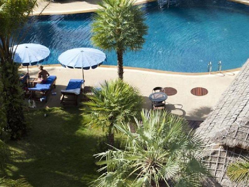 Chaba Kata Beach Hotel Bagian luar foto