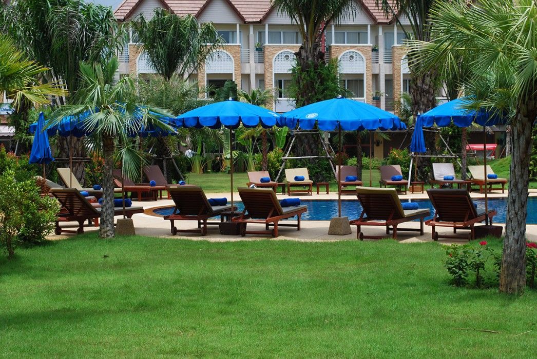 Chaba Kata Beach Hotel Bagian luar foto