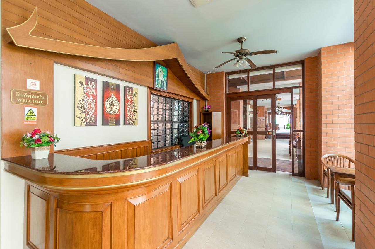 Chaba Kata Beach Hotel Bagian luar foto