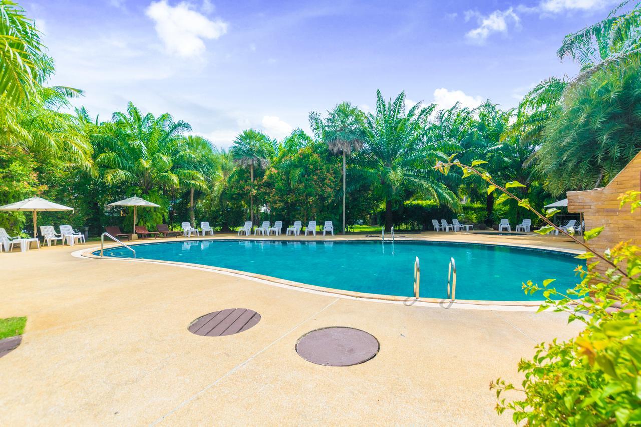 Chaba Kata Beach Hotel Bagian luar foto